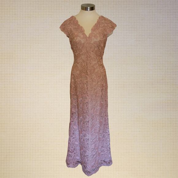 Tadashi Shoji Women's Formal Dress Size 4 Floral Woven V-Neck Bodycon. - Picture 1 of 7